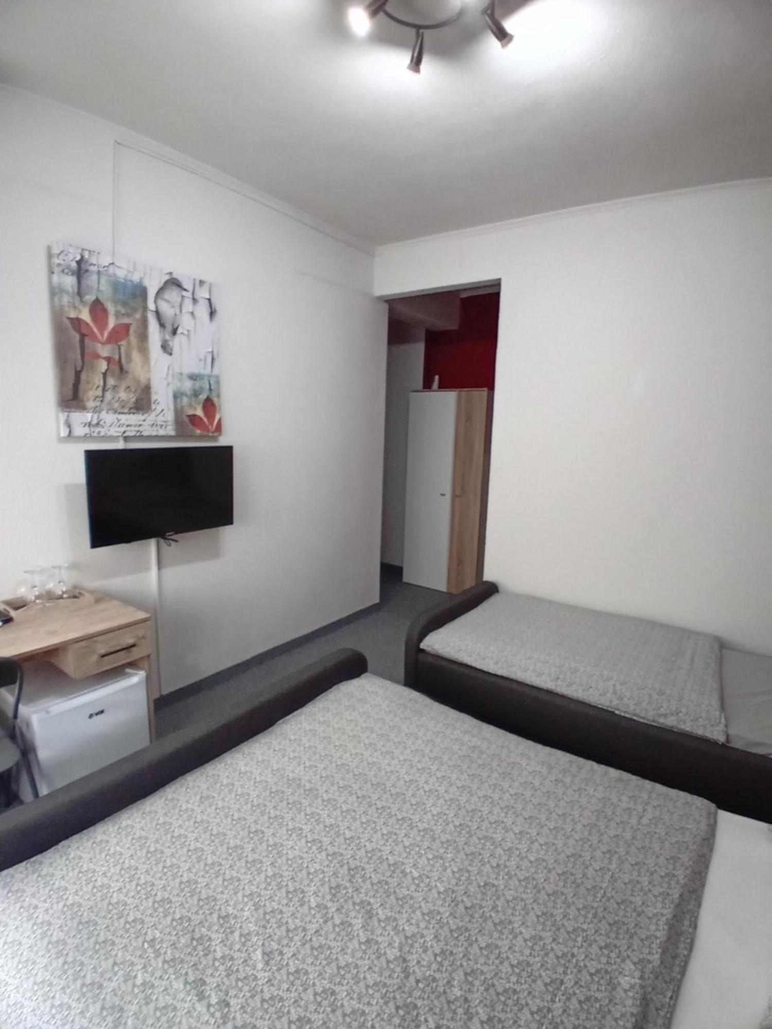 Hotel Pansion San Bihać Esterno foto