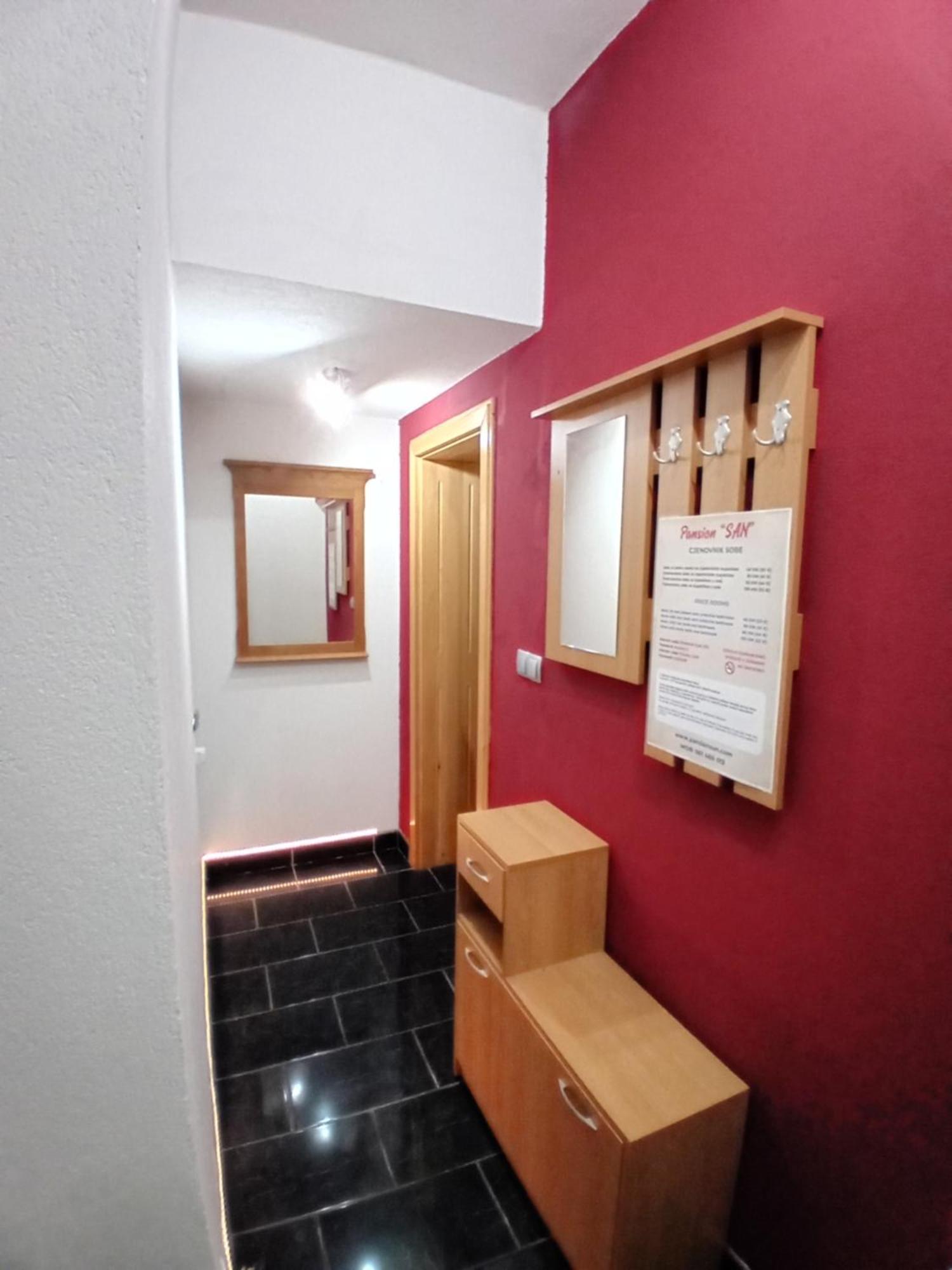 Hotel Pansion San Bihać Esterno foto