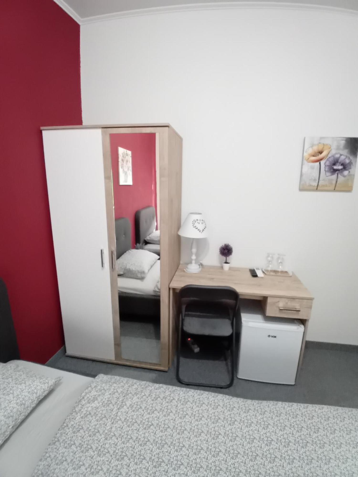 Hotel Pansion San Bihać Esterno foto