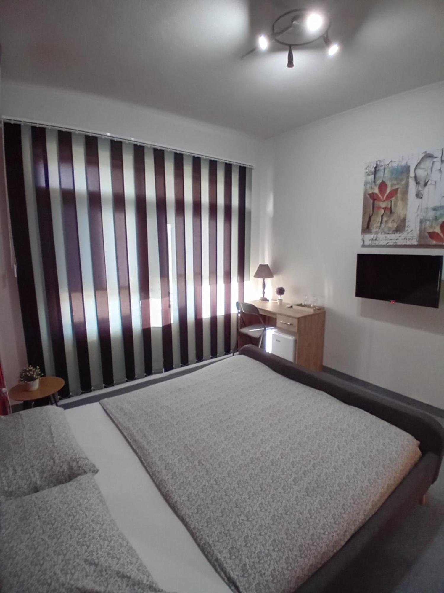 Hotel Pansion San Bihać Esterno foto